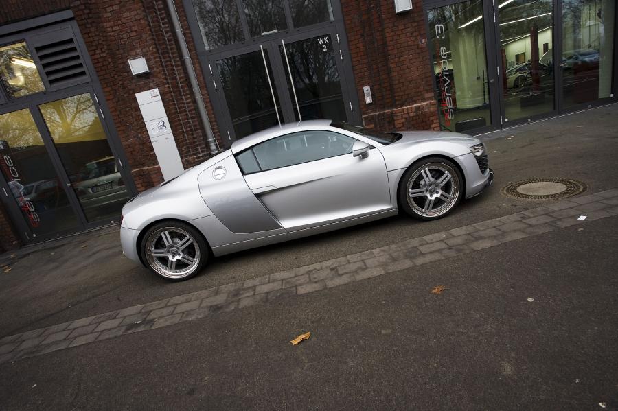  Audi R8 by Edo Competition 2007 года  (фото 5 из 19)